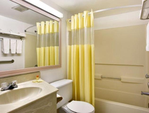 Rodeway Inn Leesburg Chain Of Lakes Zimmer foto
